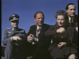 Eva Braun mit Gästen bei einem Ausflug