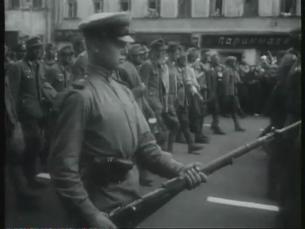 Alliierte Soldaten nach Landung in der Normandie