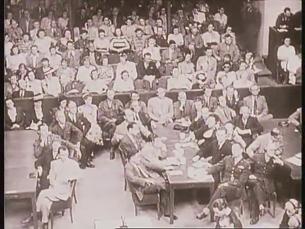Alfred Krupp und andere Industrielle auf der Anklagebank