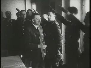 Adolf Hitler mit hohen Offizieren auf Frontbesuch