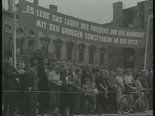 Friedensfahrt Unter den Linden