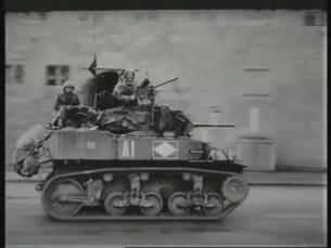 Franz&ouml;sische Panzer fahren durch Stuttgart