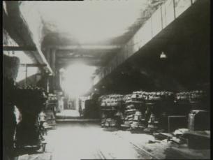 Raketen-Produktionsstra&szlig;e