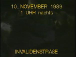 Menschenmenge auf der Invalidenstra&szlig;e