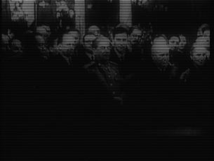 Kommunistische F&uuml;hrer applaudieren Josef Stalin