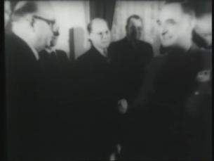 1948: Frankfurt: Deutsche Politiker übernehmen Teile der Exekutive