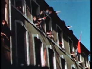 Menschen im vom Zweiten Weltkrieg zerstörten Europa