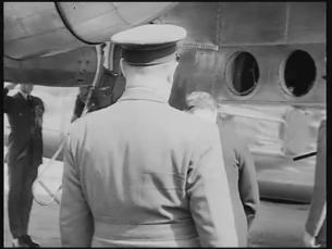 Schah besucht britischen König George VI.