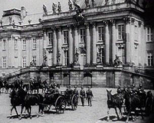 13. November 1959 &ndash; Potsdam beschlie&szlig;t Abriss des Stadtschlosses