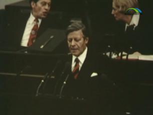 1. Oktober 1982 - Kohl wird Bundeskanzler nach Misstrauensvotum gegen Schmidt