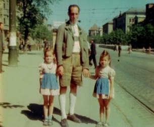 Menschen im vom Zweiten Weltkrieg zerst&ouml;rten Deutschland