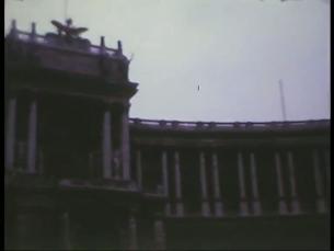 Hofburg und Standbild in Wien