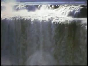 Wasserfälle im Regenwald