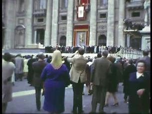 Publikum einer Papstmesse in Rom