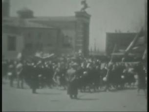 Parade an der Leninstra&szlig;e zum 1. Mai in Ulan-Ude